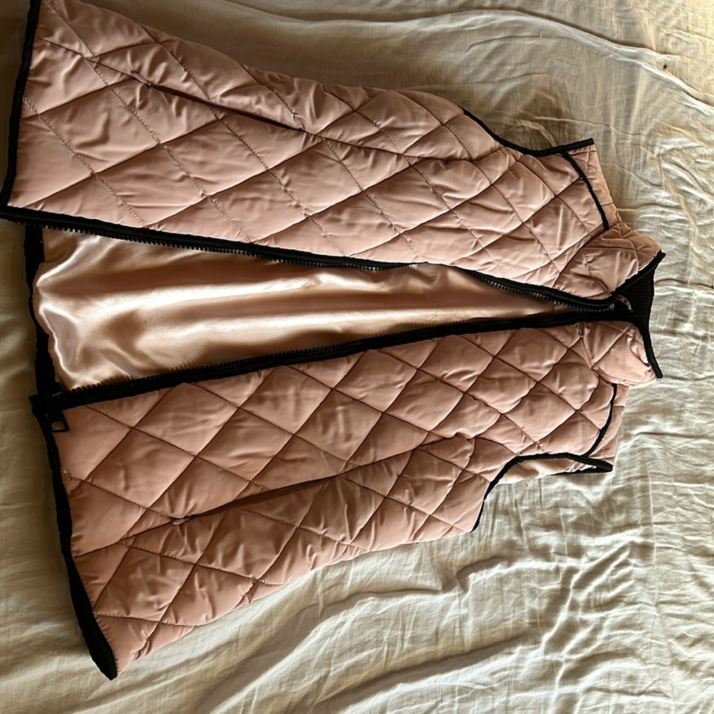 Calvin Klein blush pink quilted vest